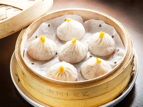   Xiao Long Bao - Smaczna mieszanina pikantnego wywaru i delikatnej parującej otoczki